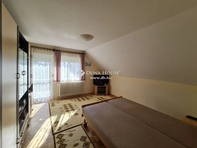 Eladó ház Százhalombatta 276 nm