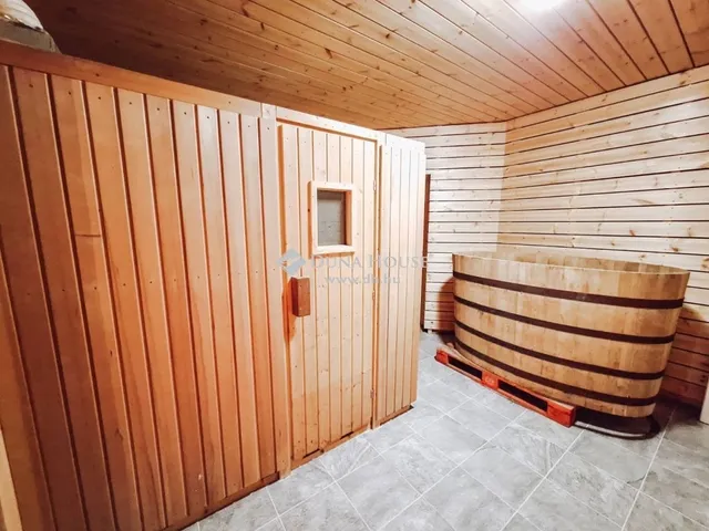 Eladó ház Solymár 500 nm