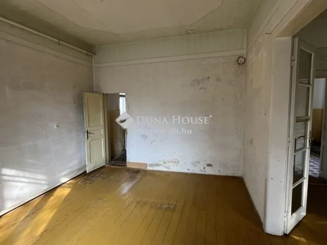 Eladó ház Veresegyház 130 nm