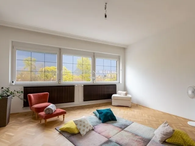 Eladó ház Budapest XXI. kerület 350 nm