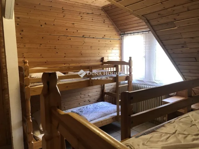 Eladó ház Verőce 500 nm