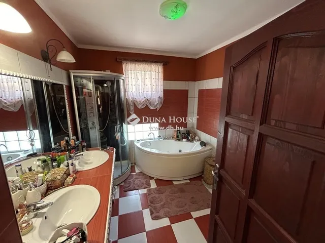 Eladó ház Ceglédbercel 130 nm