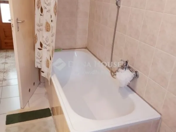 Eladó ház Szigethalom 204 nm