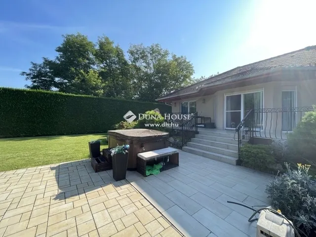 Eladó ház Pócsmegyer 116 nm