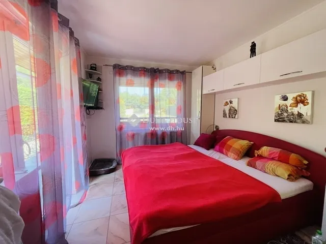 Eladó ház Pócsmegyer 116 nm