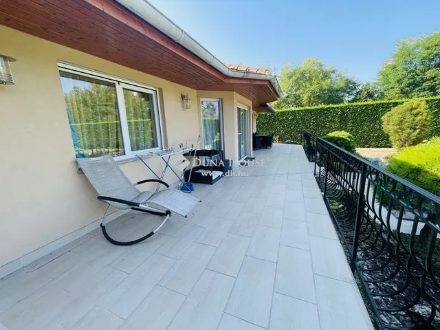 Eladó ház Pócsmegyer 116 nm