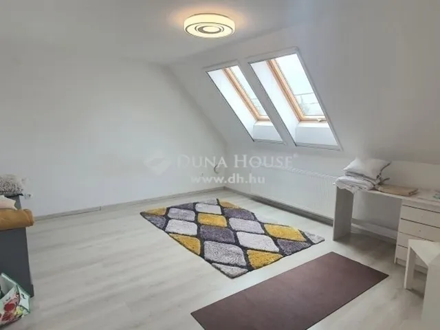 Eladó ház Dunaharaszti 275 nm