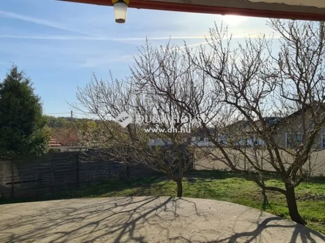 Eladó ház Herceghalom 140 nm