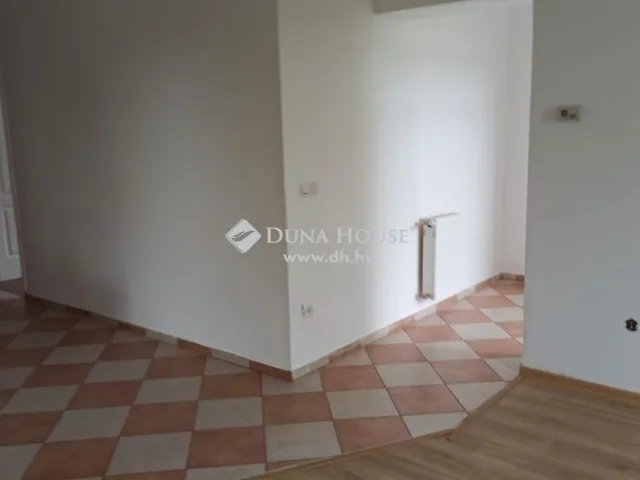 Eladó ház Herceghalom 140 nm