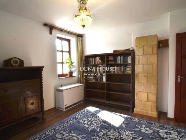 Eladó ház Pilisszentlászló 274 nm