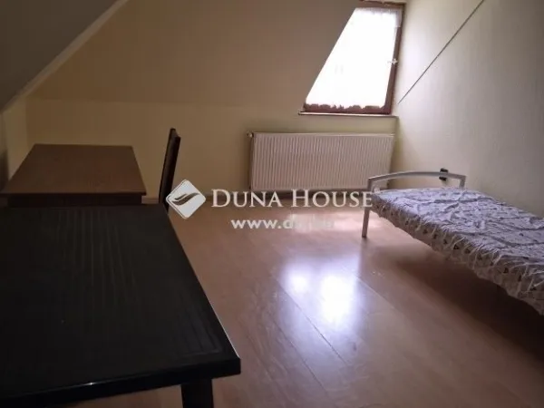 Eladó ház Göd 220 nm