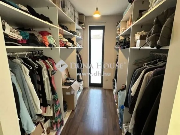 Eladó ház Dabas 157 nm