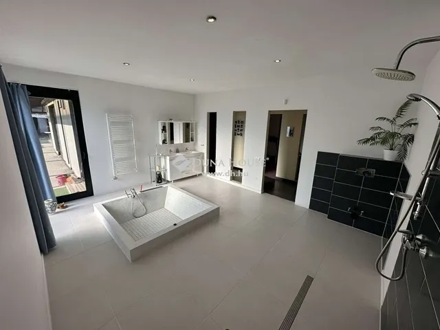 Eladó ház Dabas 157 nm