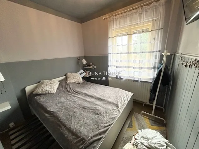 Eladó ház Mogyoród 228 nm