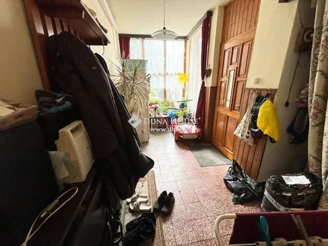 Eladó ház Mogyoród 228 nm