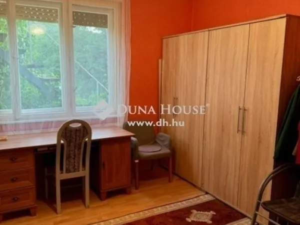 Eladó ház Isaszeg 270 nm