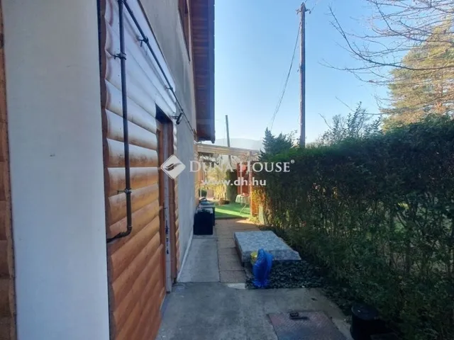 Eladó ház Pócsmegyer 145 nm