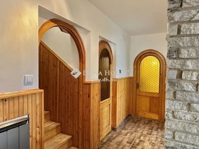 Eladó ház Veresegyház 170 nm