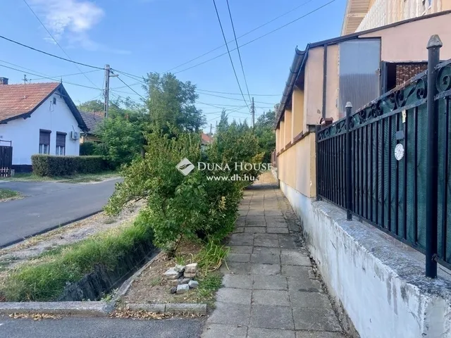 Eladó ház Gödöllő 140 nm
