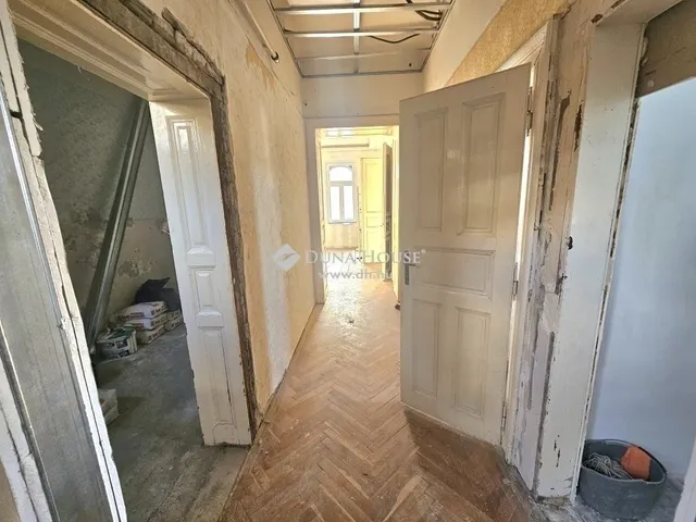 Eladó lakás Budapest VI. kerület, Nagykörúton kívüli terület 73 nm