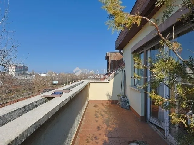 Eladó lakás Budapest X. kerület 90 nm
