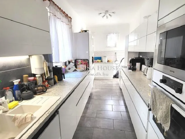 Eladó ház Érd 250 nm