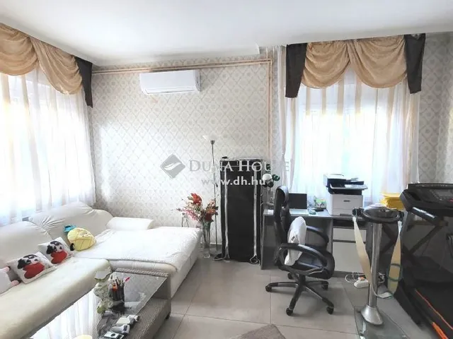 Eladó ház Érd 250 nm