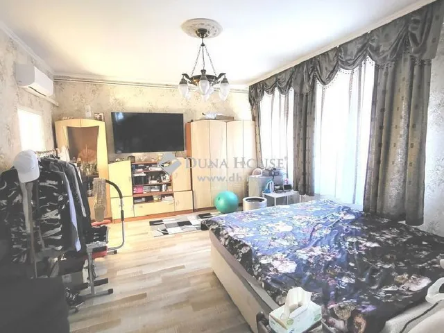 Eladó ház Érd 250 nm