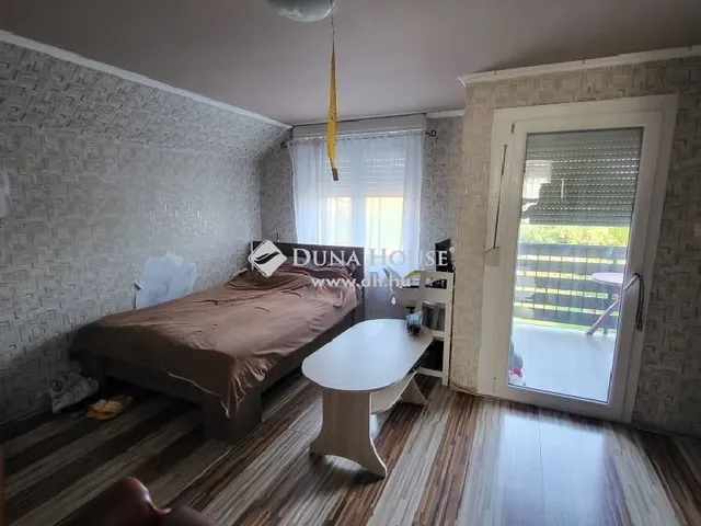 Eladó ház Érd 250 nm