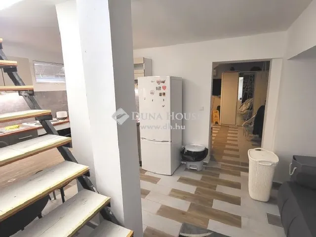 Eladó ház Érd 250 nm