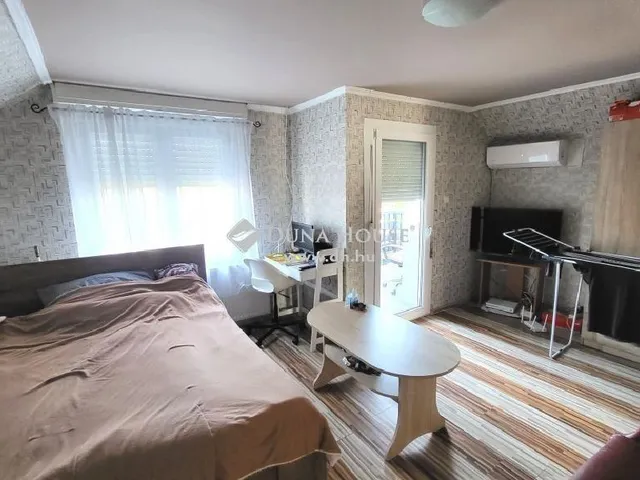 Eladó ház Érd 250 nm