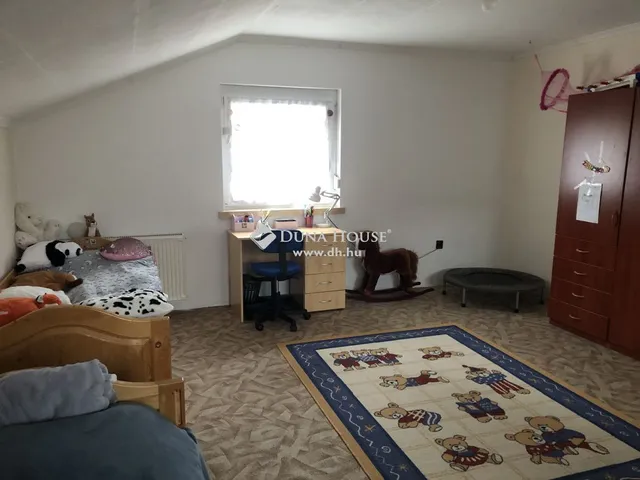 Eladó ház Göd 196 nm