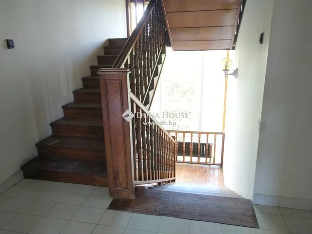 Eladó ház Dunaharaszti 400 nm