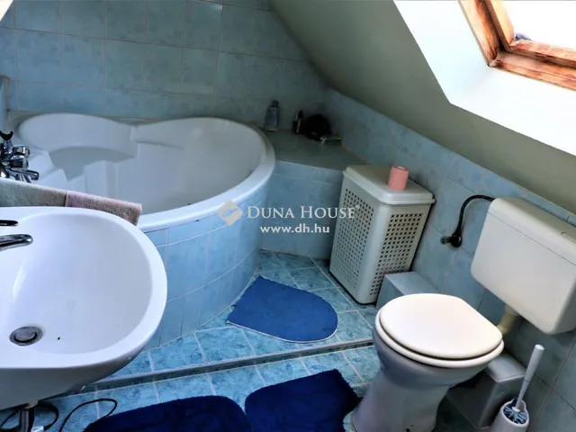 Eladó ház Törökbálint 264 nm