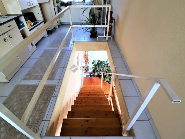 Eladó ház Törökbálint 264 nm