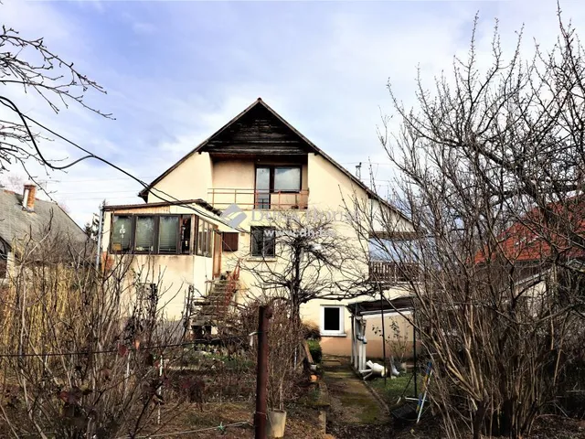 Eladó ház Törökbálint 264 nm