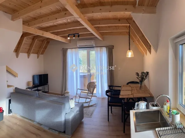 Eladó ház Zebegény 63 nm