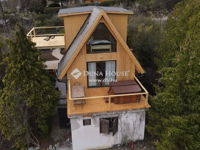 Eladó ház Zebegény 63 nm