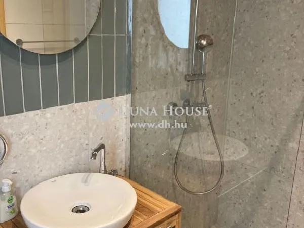 Eladó ház Zebegény 63 nm