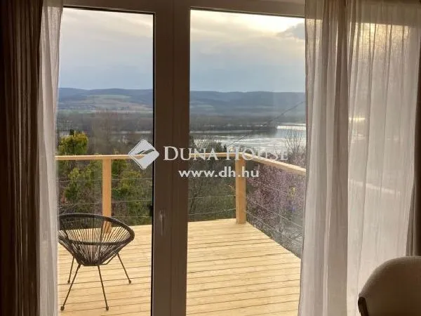 Eladó ház Zebegény 63 nm