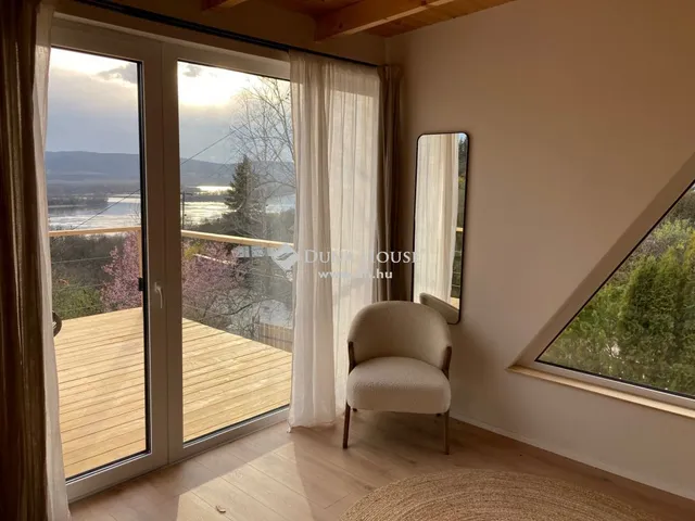 Eladó ház Zebegény 63 nm