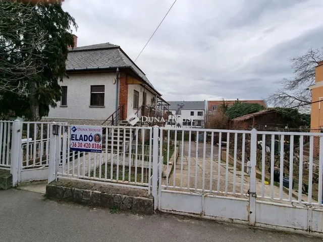 Eladó ház Budaörs 138 nm
