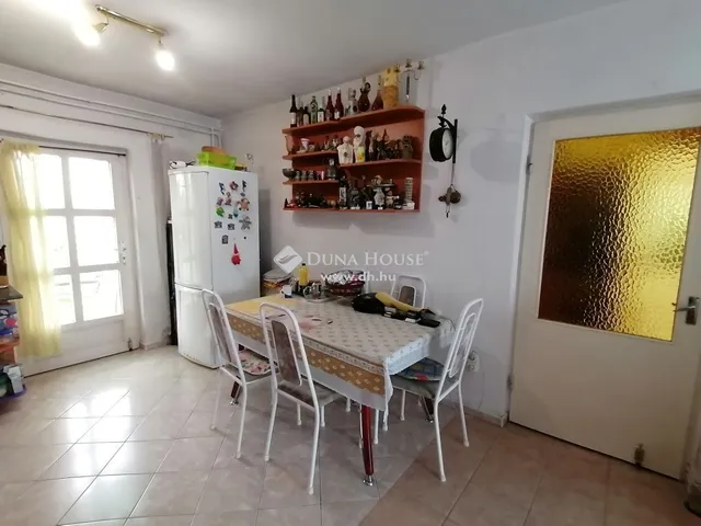 Eladó ház Érd 140 nm