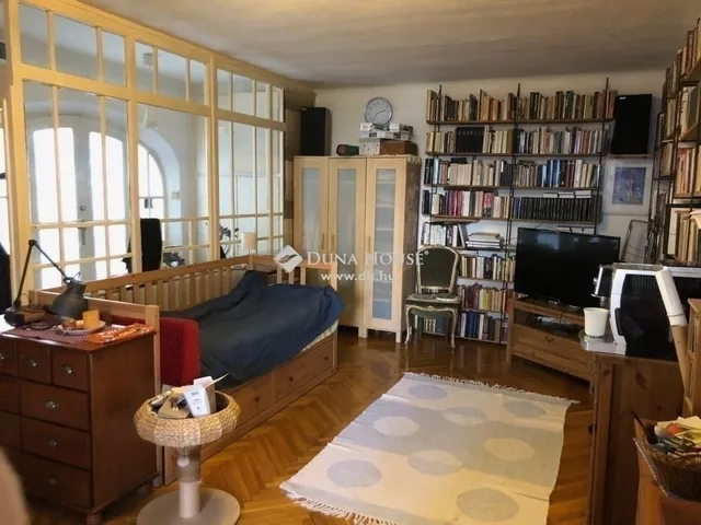 Eladó lakás Budapest VIII. kerület, Palotanegyed 43 nm