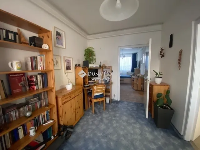 Eladó lakás Budapest VIII. kerület, Corvin negyed 68 nm