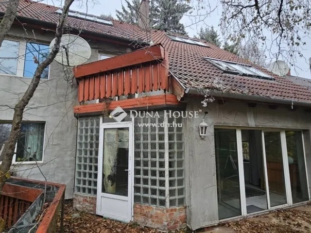 Eladó ház Pilisszentkereszt 240 nm