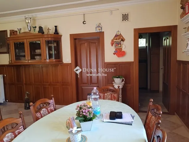 Eladó ház Maglód 193 nm