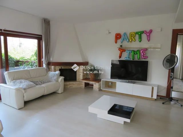 Eladó ház Páty 192 nm