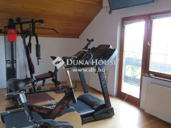 Eladó ház Páty 192 nm