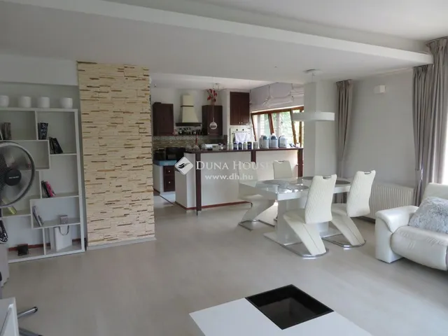 Eladó ház Páty 192 nm